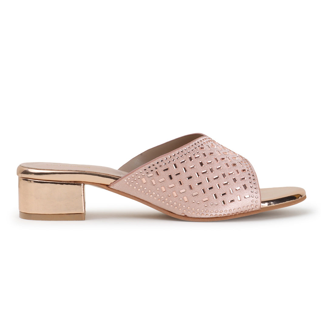 Women Embellished Block Heel Sandals
