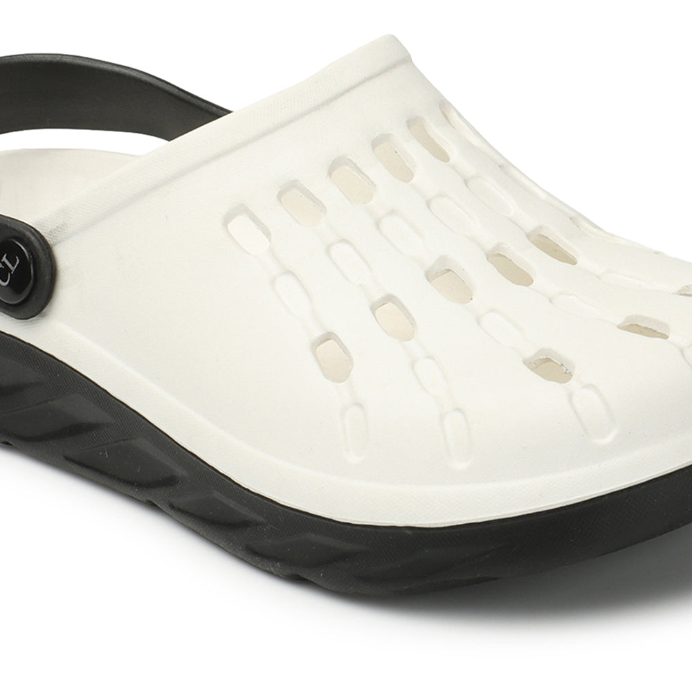 Men Two Tone Perforated Back Strap Clogs