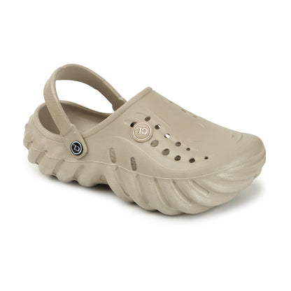 Men Textured Comfort Clogs with Back Strap