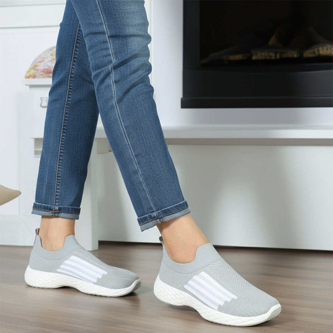 Women Woven Design Lightweight Slip On Sneakers