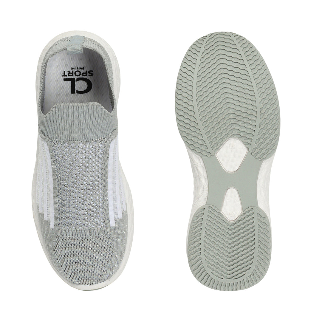 Women Woven Design Lightweight Slip On Sneakers