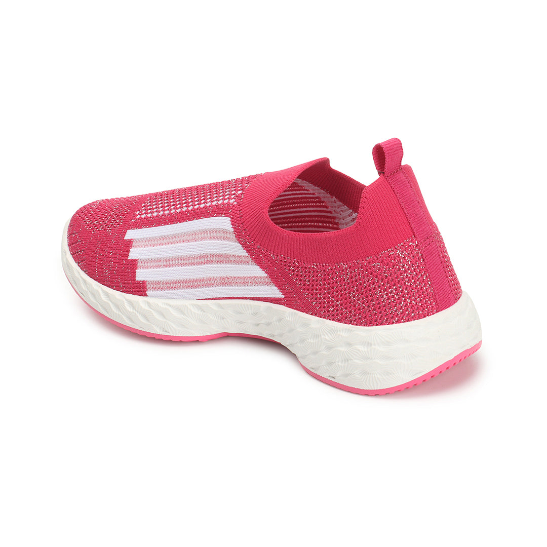 Women Woven Design Lightweight Slip On Sneakers