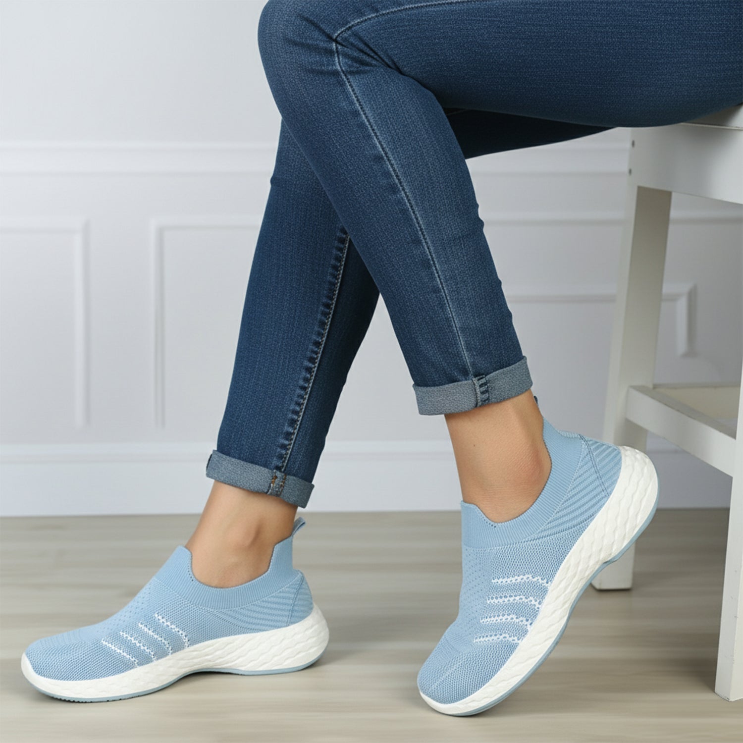 Women Woven Design Lightweight Slip On Sneakers
