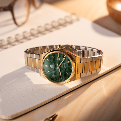 Alfred Men Green/Beige Analog Watch CLMWT-02