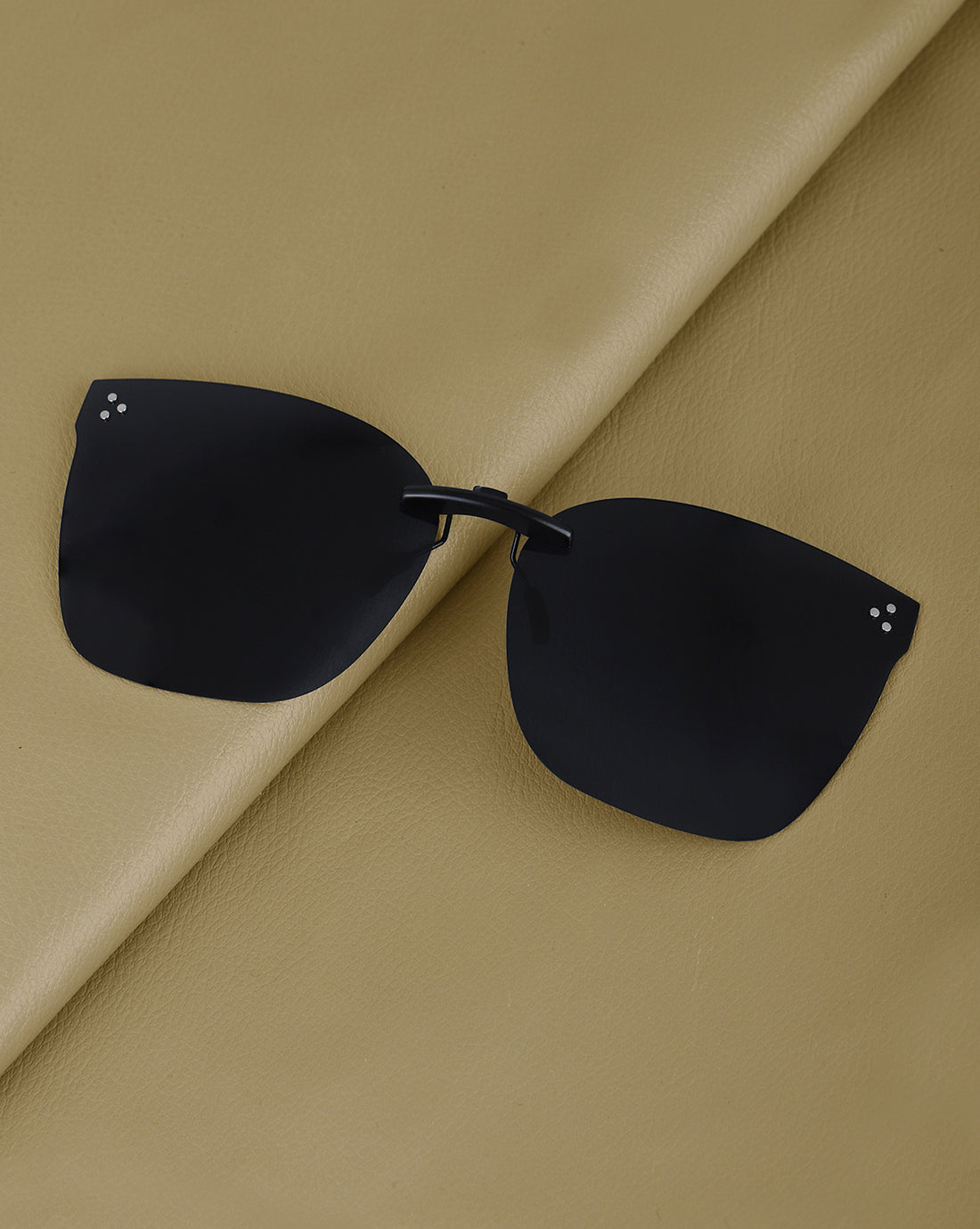 Black Toned Polarised Lens Cat Eye Sunglass Clip for women