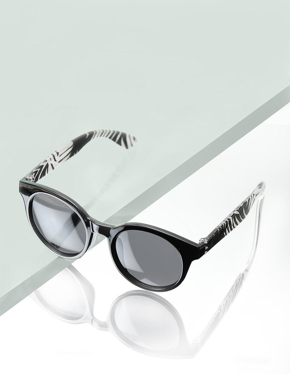 Carlton London Black Lens &amp; Black Cateye Sunglasses For Girl
