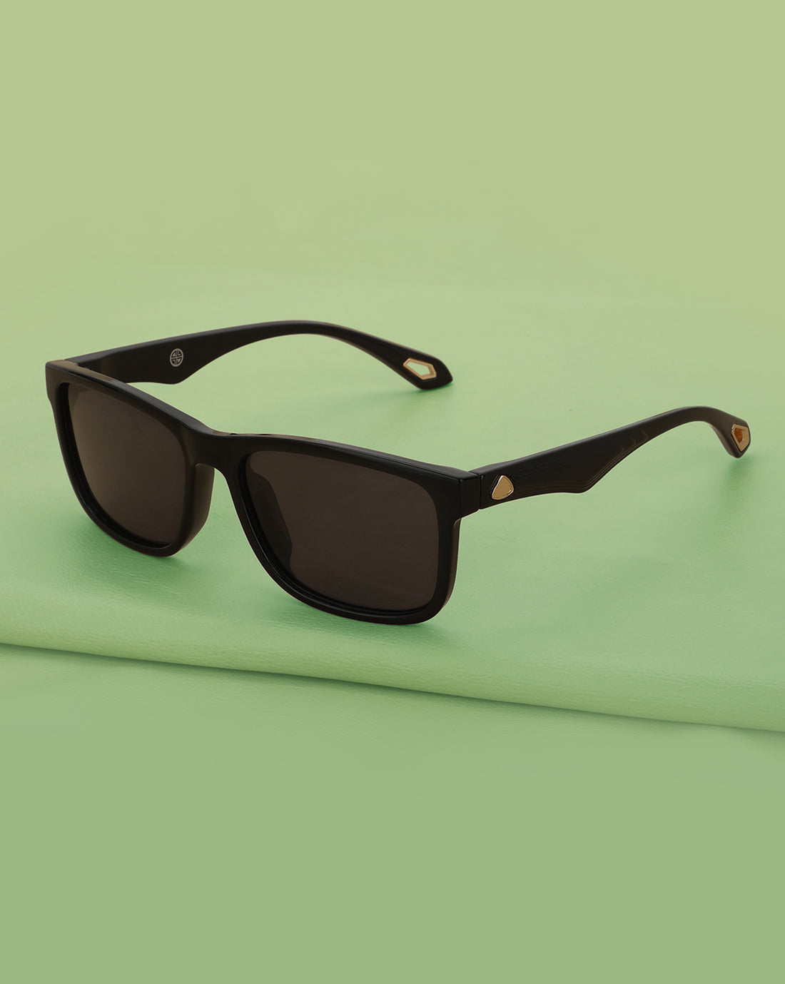 Black and Gold Toned with Blue Polarised Wayfarer Sunglass for men