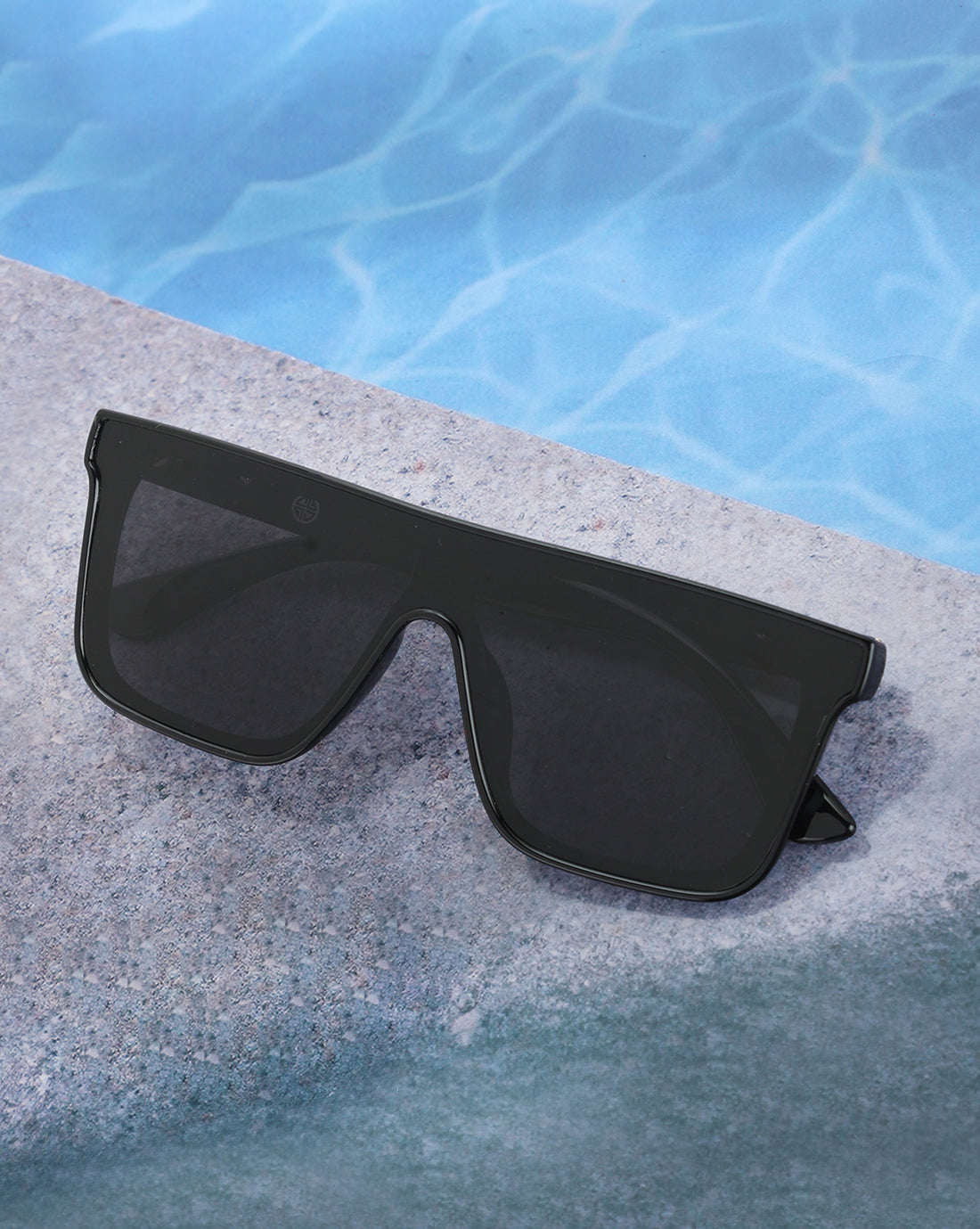 Black and Gold Toned with Blue Polarised Wayfarer Sunglass for men