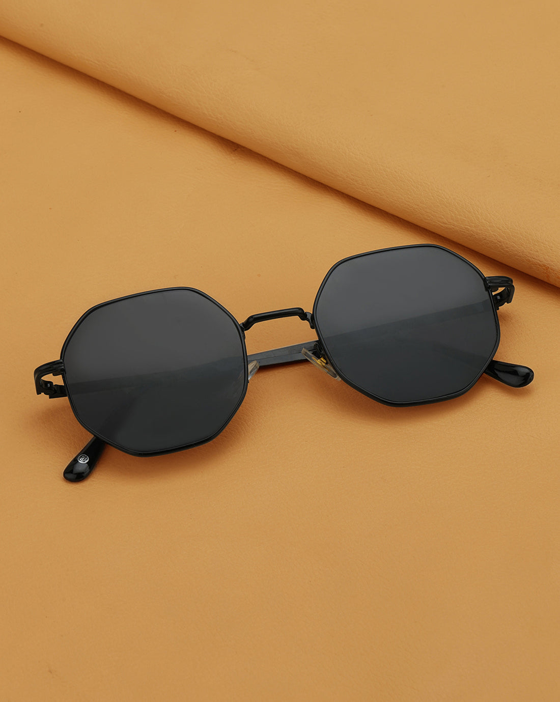 Black Toned with UV Protected Lens Rectangle Sunglass for unisex