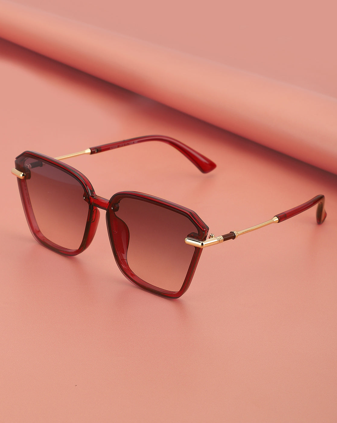 Red And Gold Toned Oversized With Uv Protected Lens Sunglass For Women