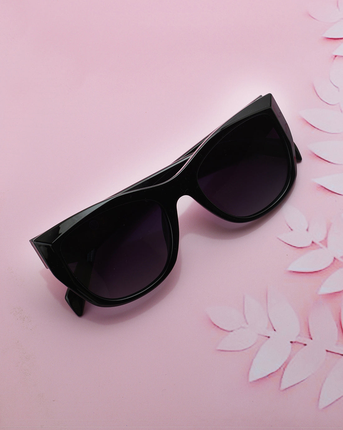 Black Toned with Polarises Lens Oversized Sunglass for women