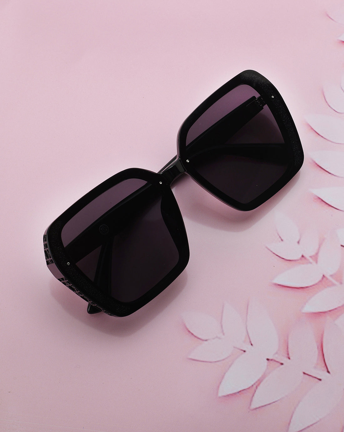 Black Toned with Polarised Lens Oversized Sunglass for women