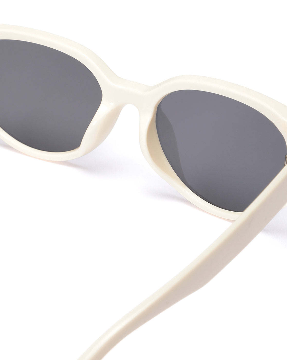 Women UV Protected Black Lens Cream Toned Cateye Sunglasses