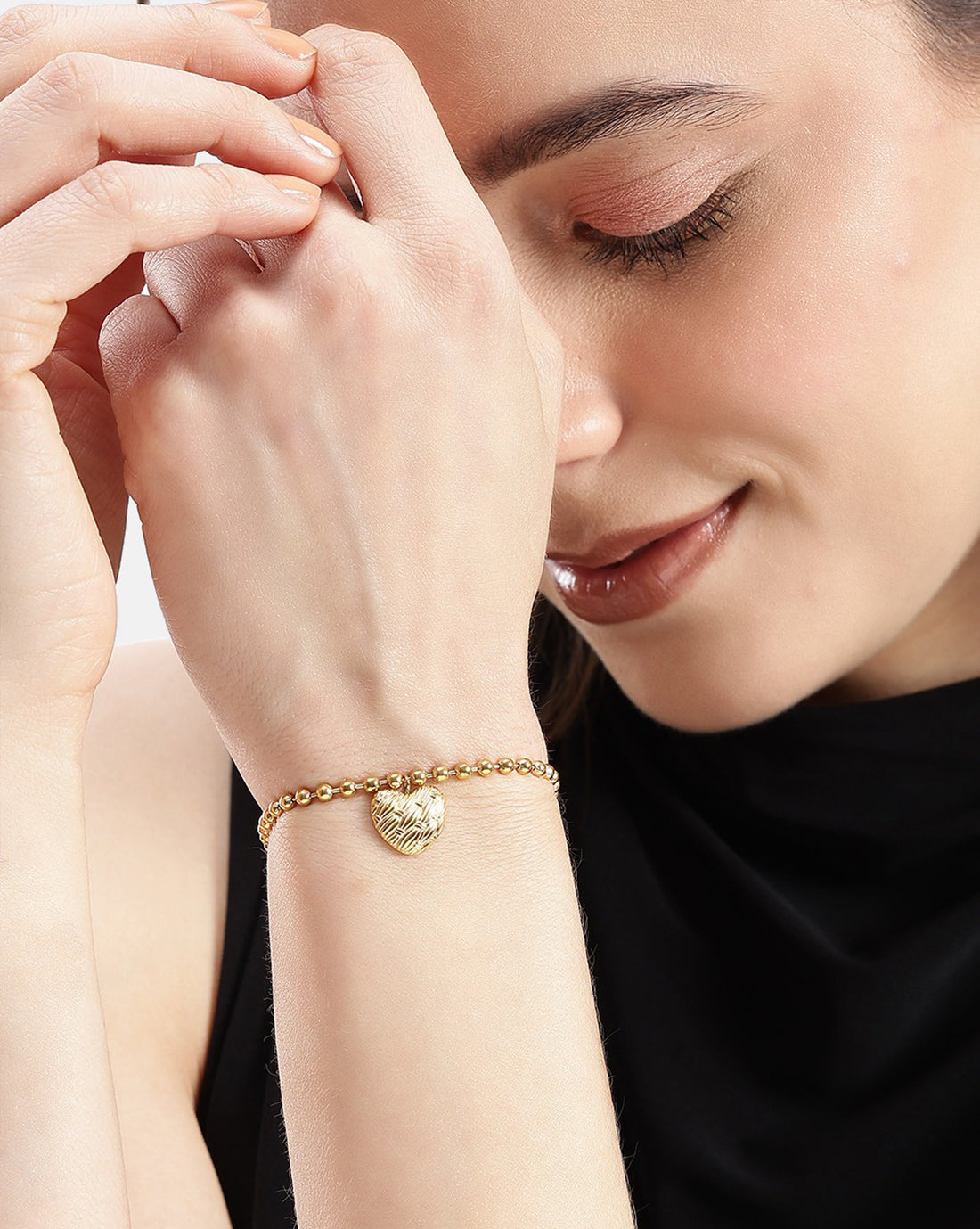 18kt Gold Plated Heart Charm Adjustable Bracelet