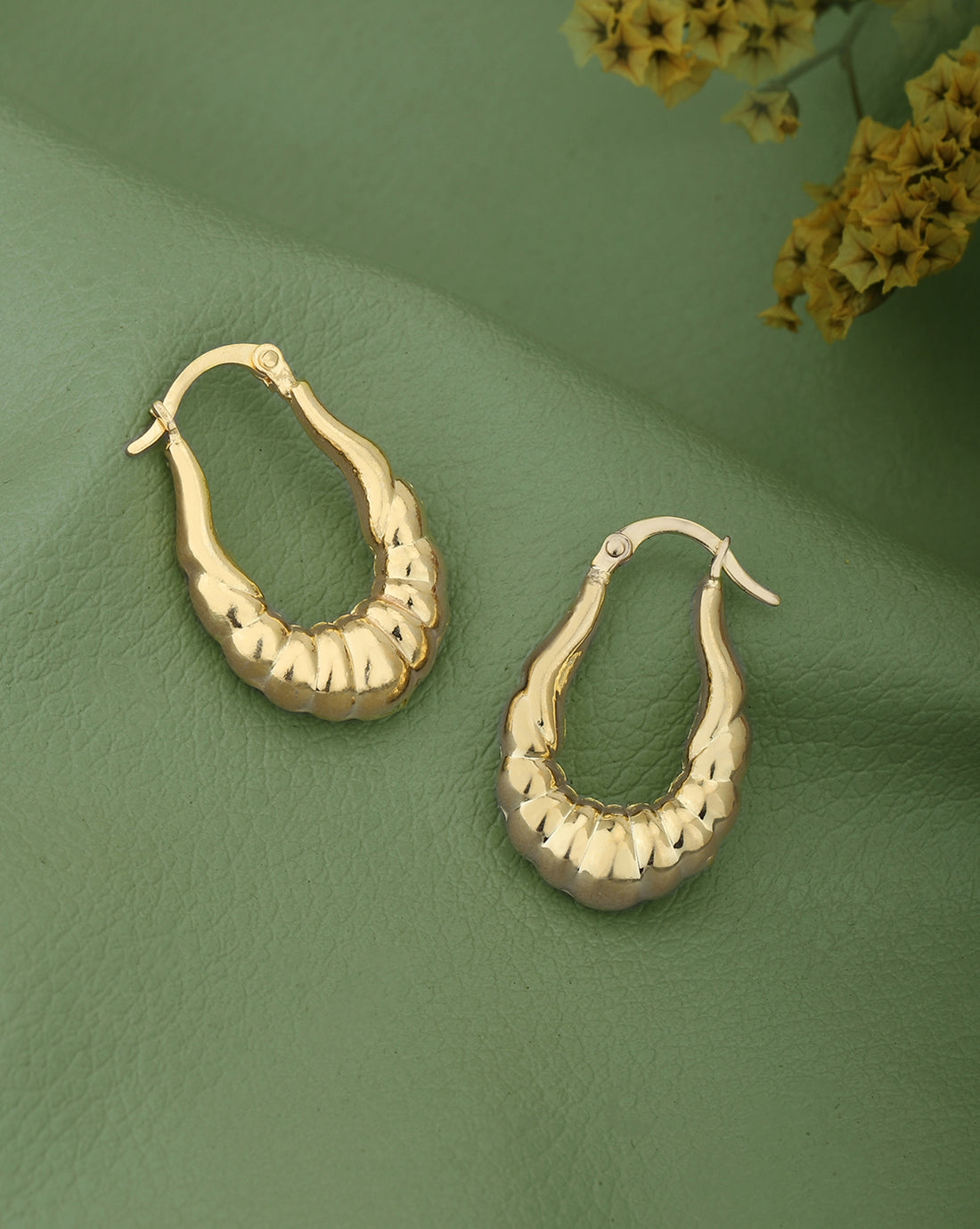 18kt Gold Plated Fancy Contemporary Hoop Earring