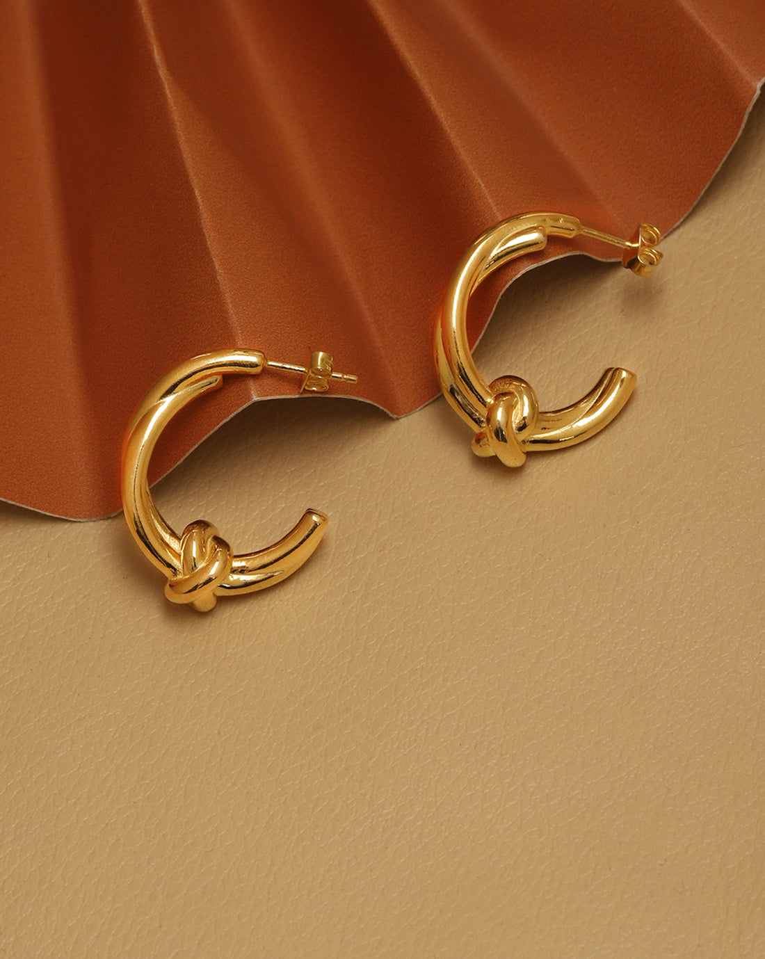 18kt Gold Plated Double Bar & Circular Half Hoop Earring