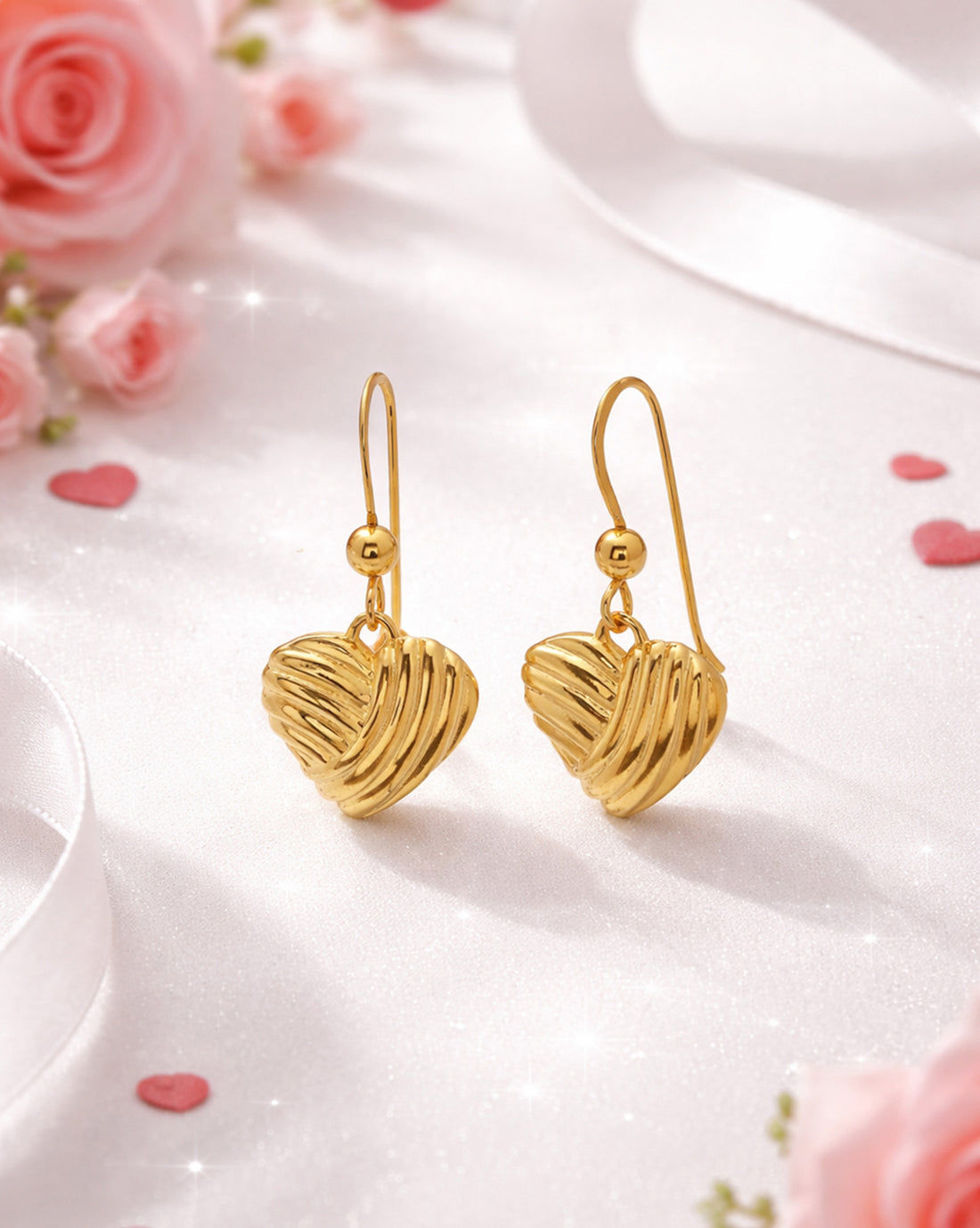 18kt Gold Plated Dangling Heart Drop Earring