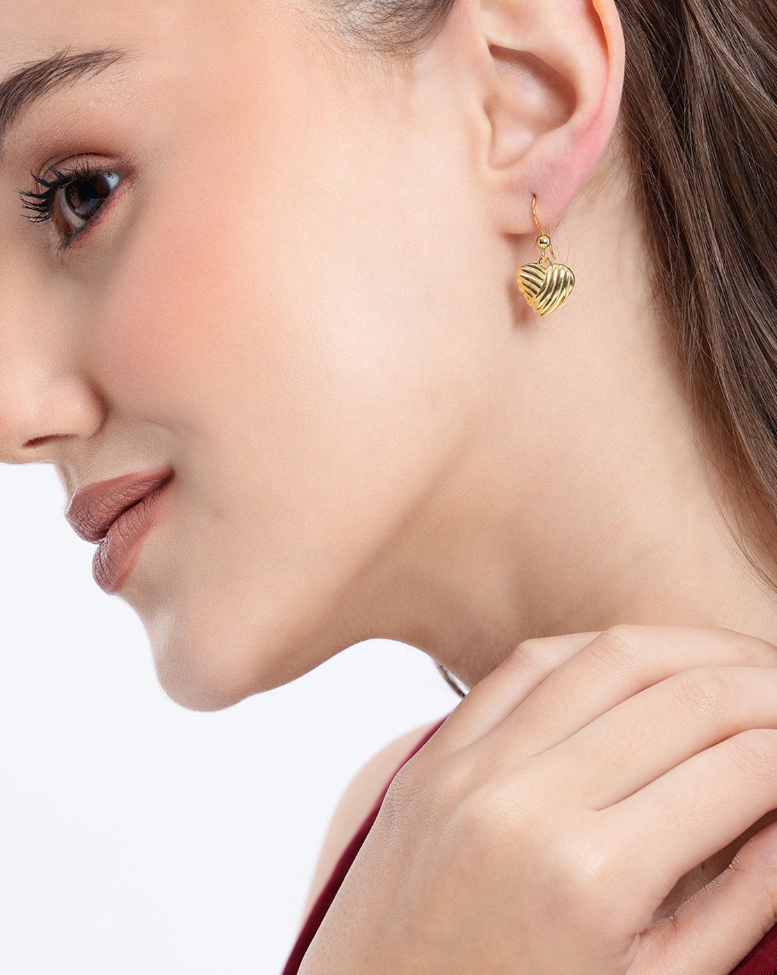 18kt Gold Plated Dangling Heart Drop Earring