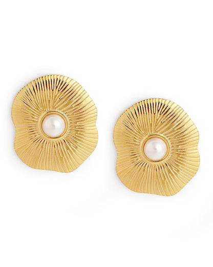 18kt Gold Plated Lotus Ripple Pearl Bold Stud Earring