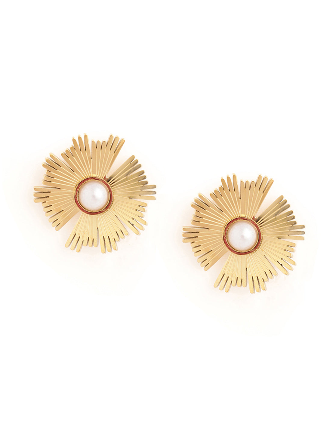 18kt Gold Plated Pearl Bloom Contemporary Stud Earring