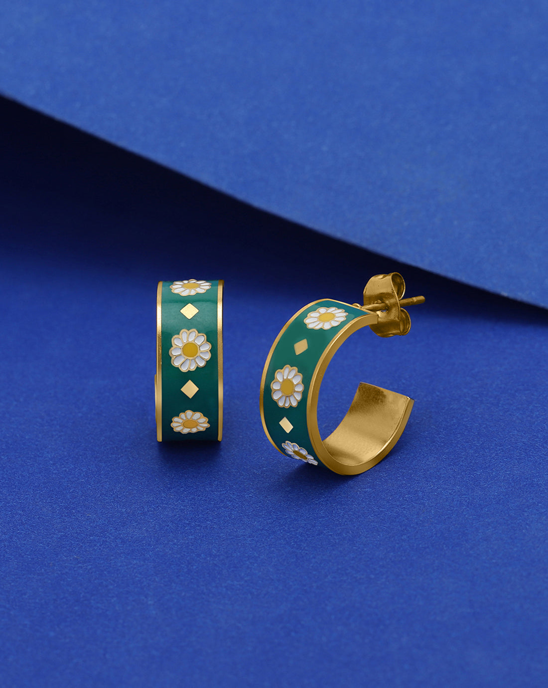 Genz 18kt Gold Plated Enamel Circular Half Hoop Earring