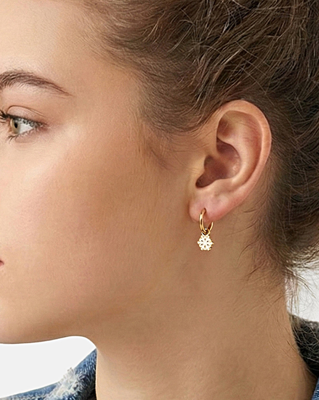 Genz 18kt Gold Plated Enamel Snowflake Mini Hoop Earring