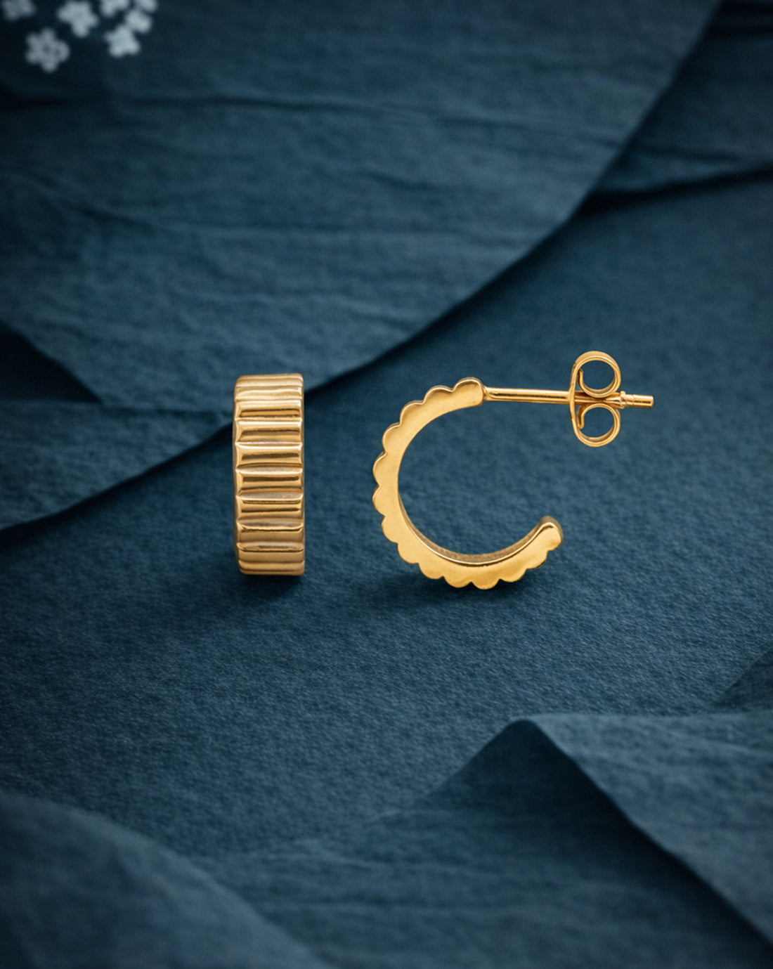 18kt Gold Plated Circular Half Hoop Earring
