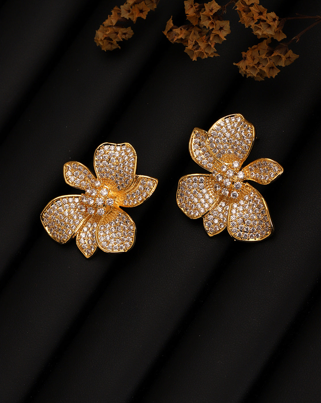 Premium 18kt Gold Plated CZ Floral Bold Stud Earring