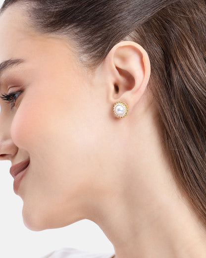 18kt Gold Plated Pearl Circular Stud Earring