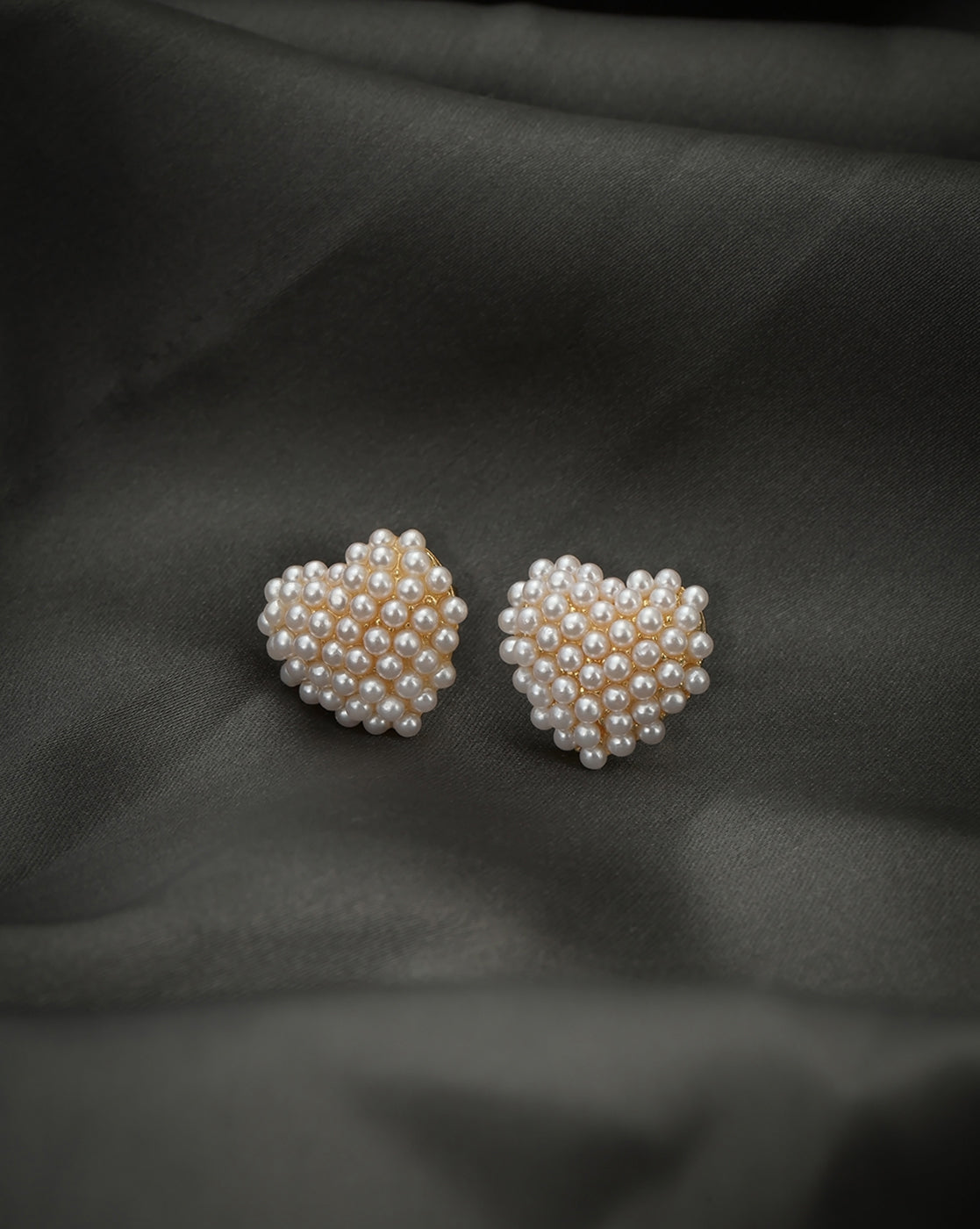 18kt Gold Plated Pearl Heart Stud Earring