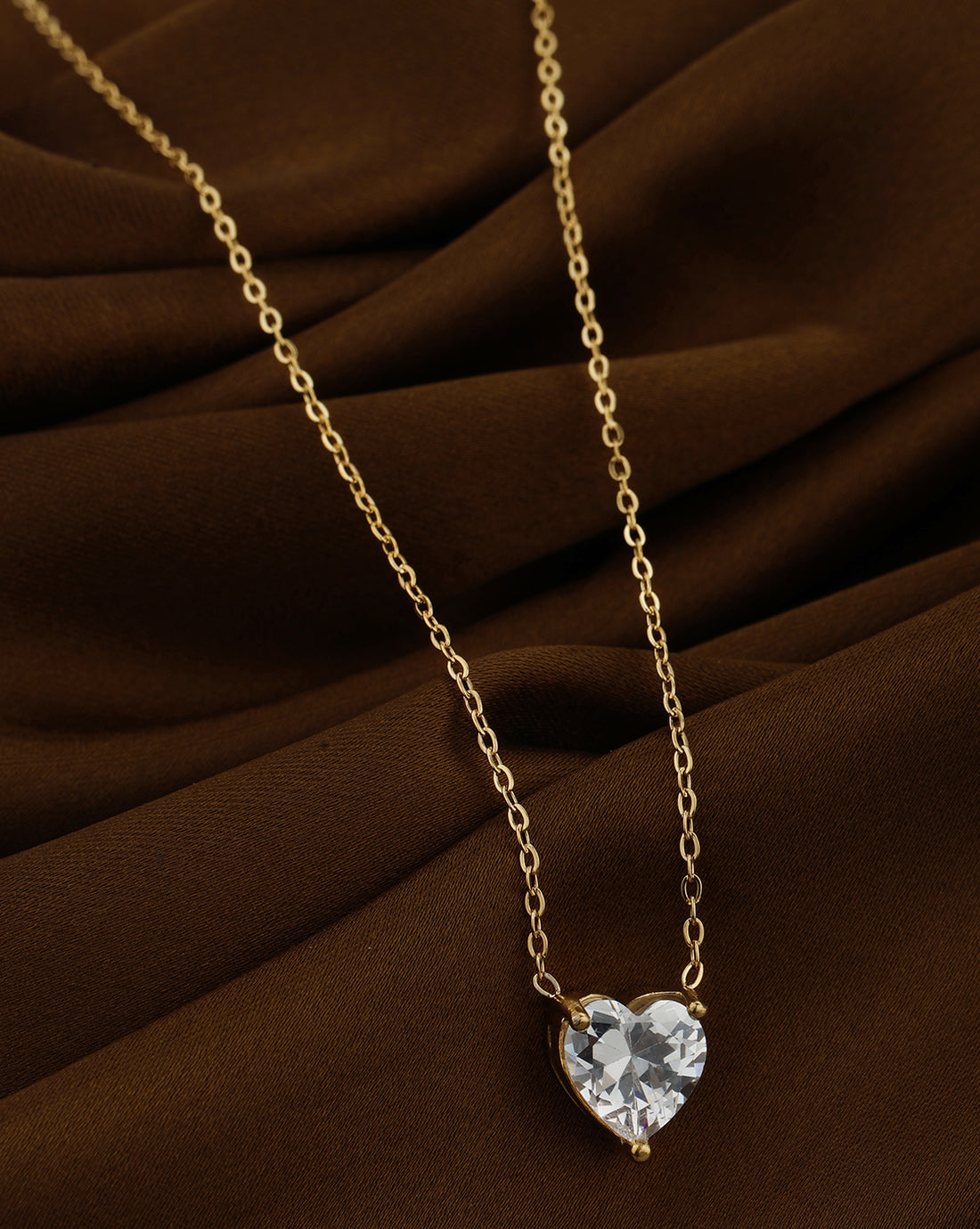 18kt Gold Plated Stainless Steel Dangling Heart Solitaire Necklace