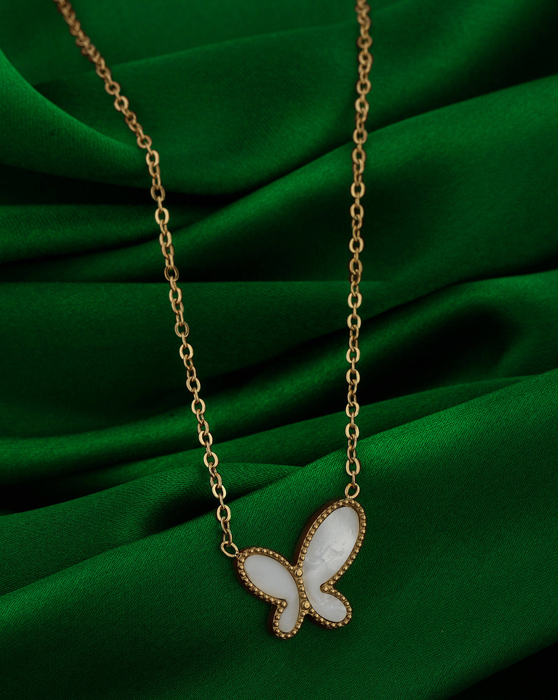 18kt Gold Plated Stainless Steel Shell Butterfly Necklace