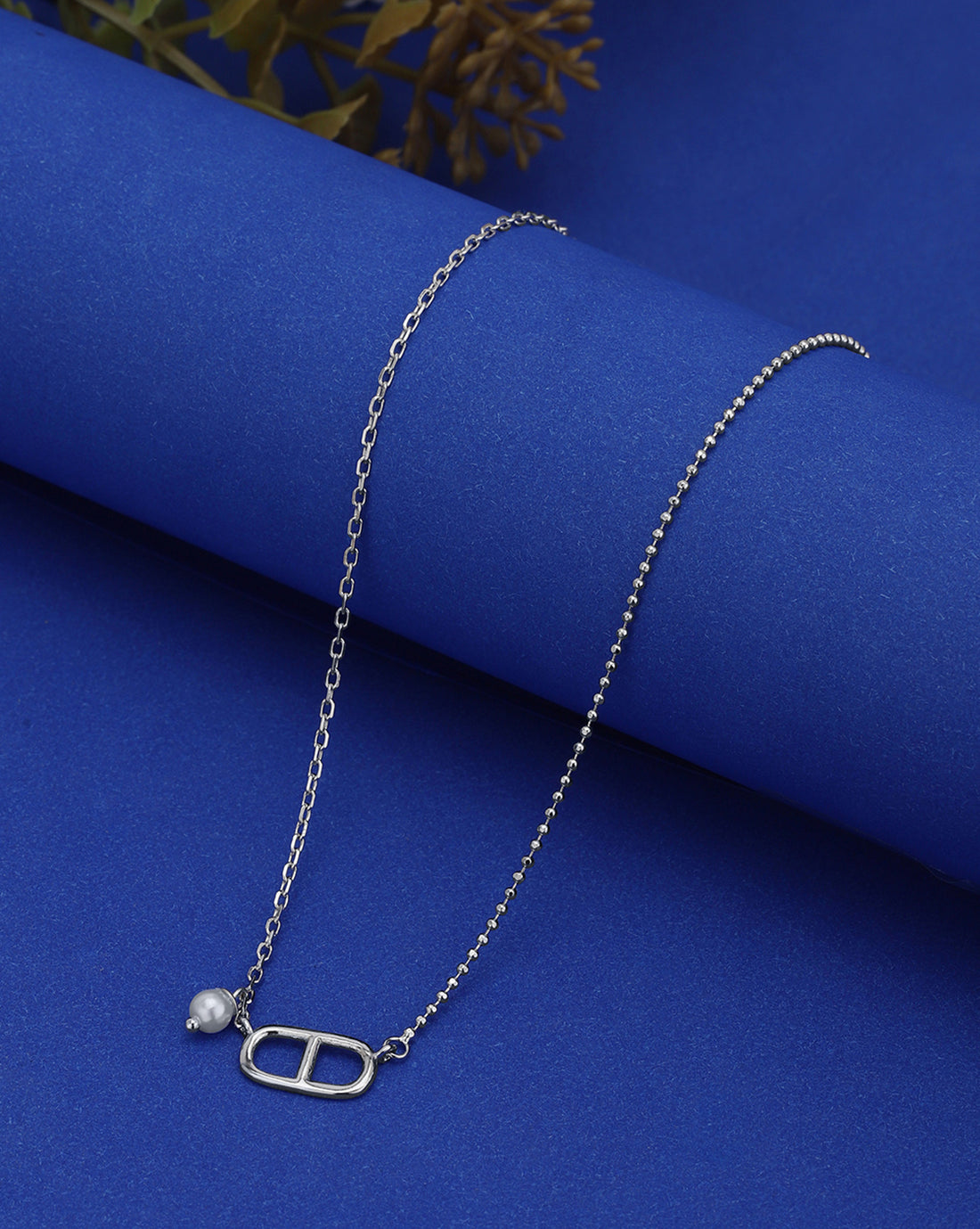 Rhodium Plated Minimal Pearl Necklace