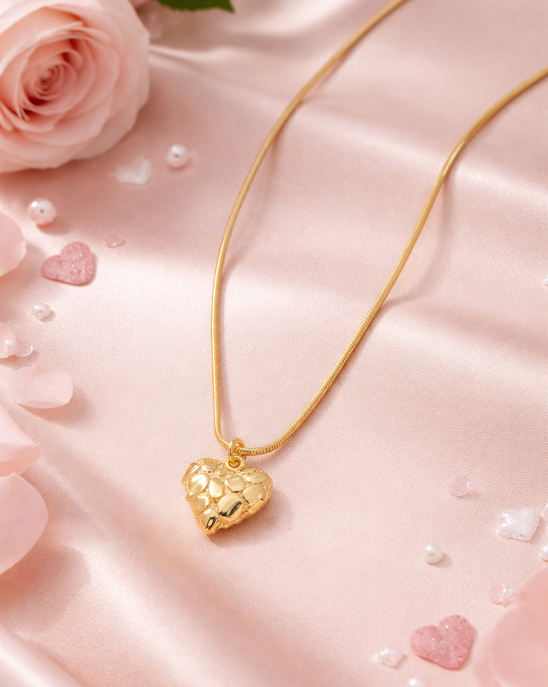 18kt Gold Plated Heart Pendant and Chain Necklace