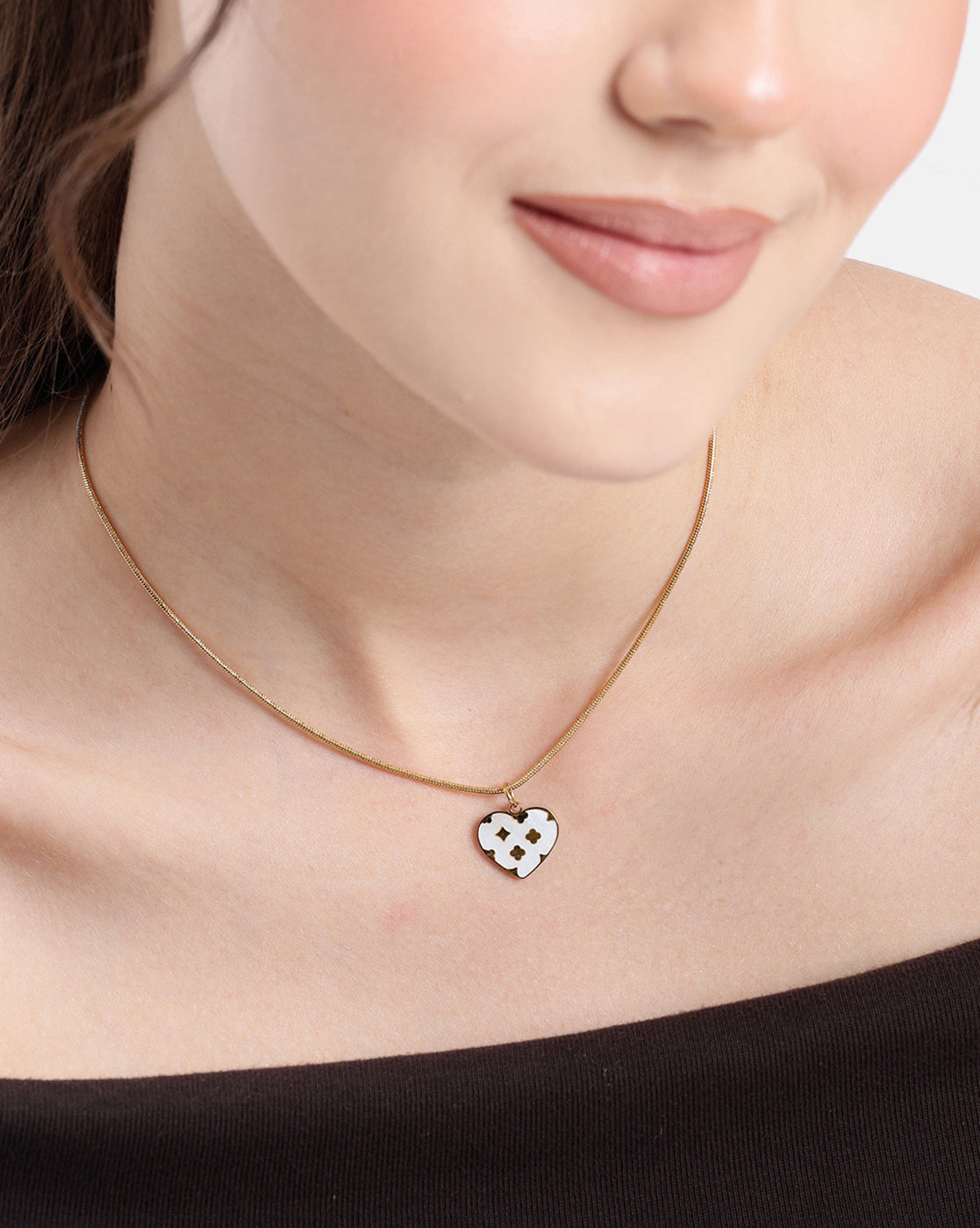 18kt Gold Plated Shell and Heart Pendant and Chain