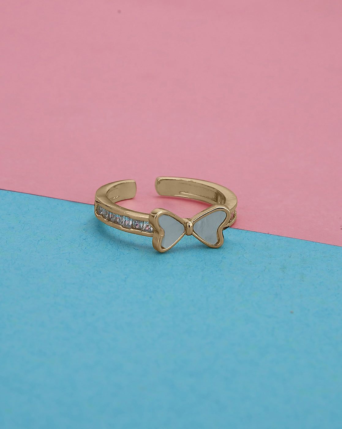 GenZ Gold Plated White Shell Twin Heart Adjustable Ring