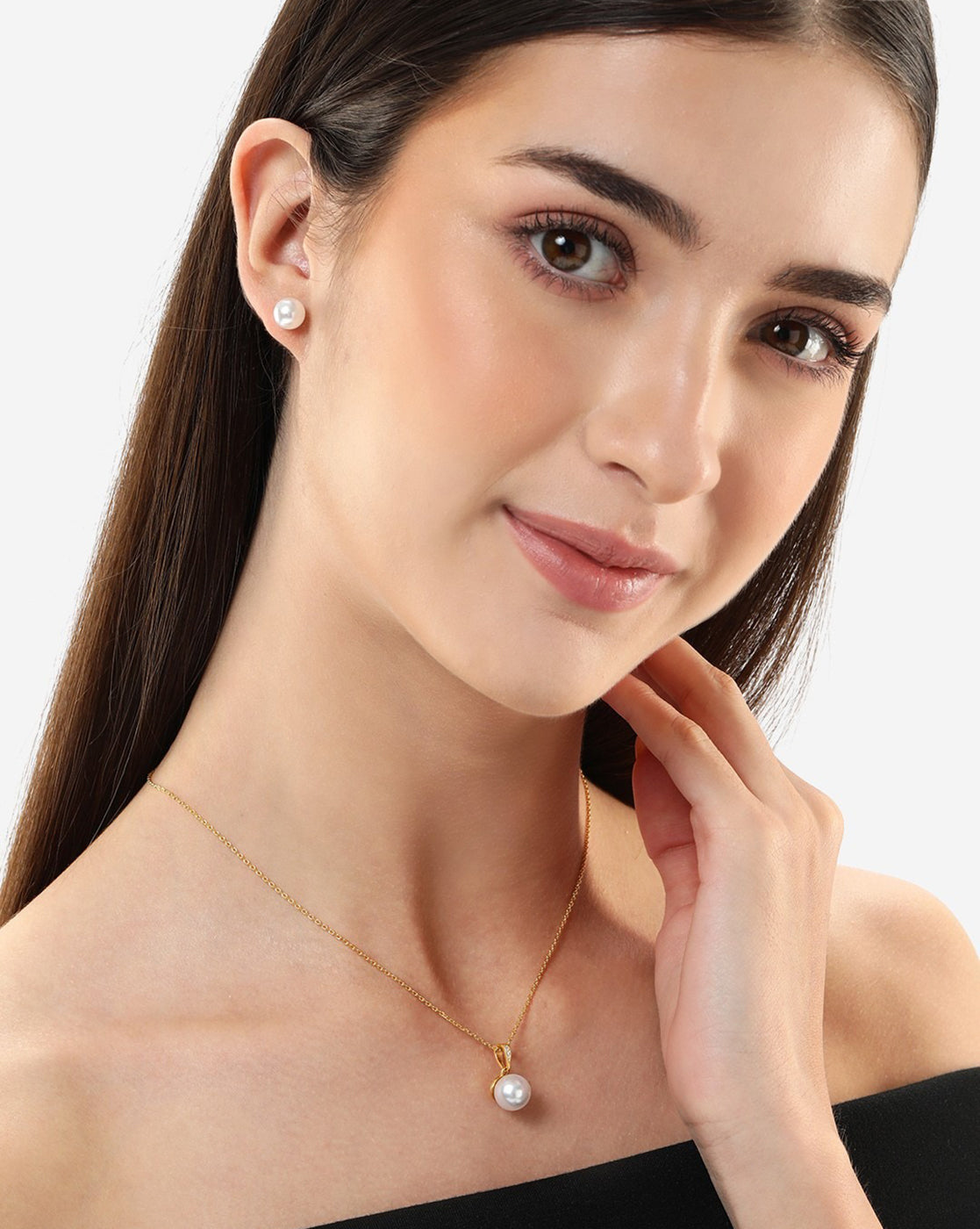 18kt Gold Plated Circular Pearl Studs &amp; Necklace Set