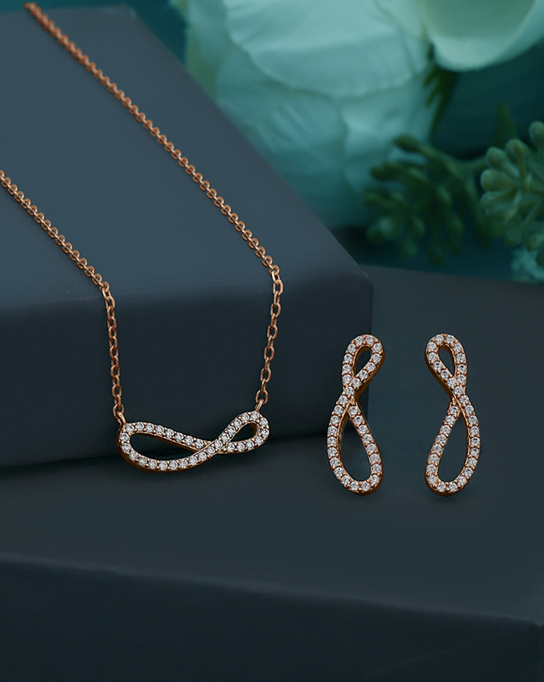 18kt Rose Gold Plated Infinity Necklace and Earring Gift Set