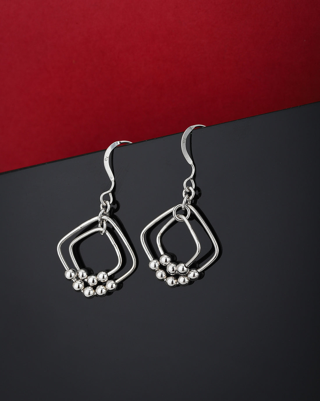 Carlton London 925 Sterling Silver Rhodium Plated Contemporary Drop Earring