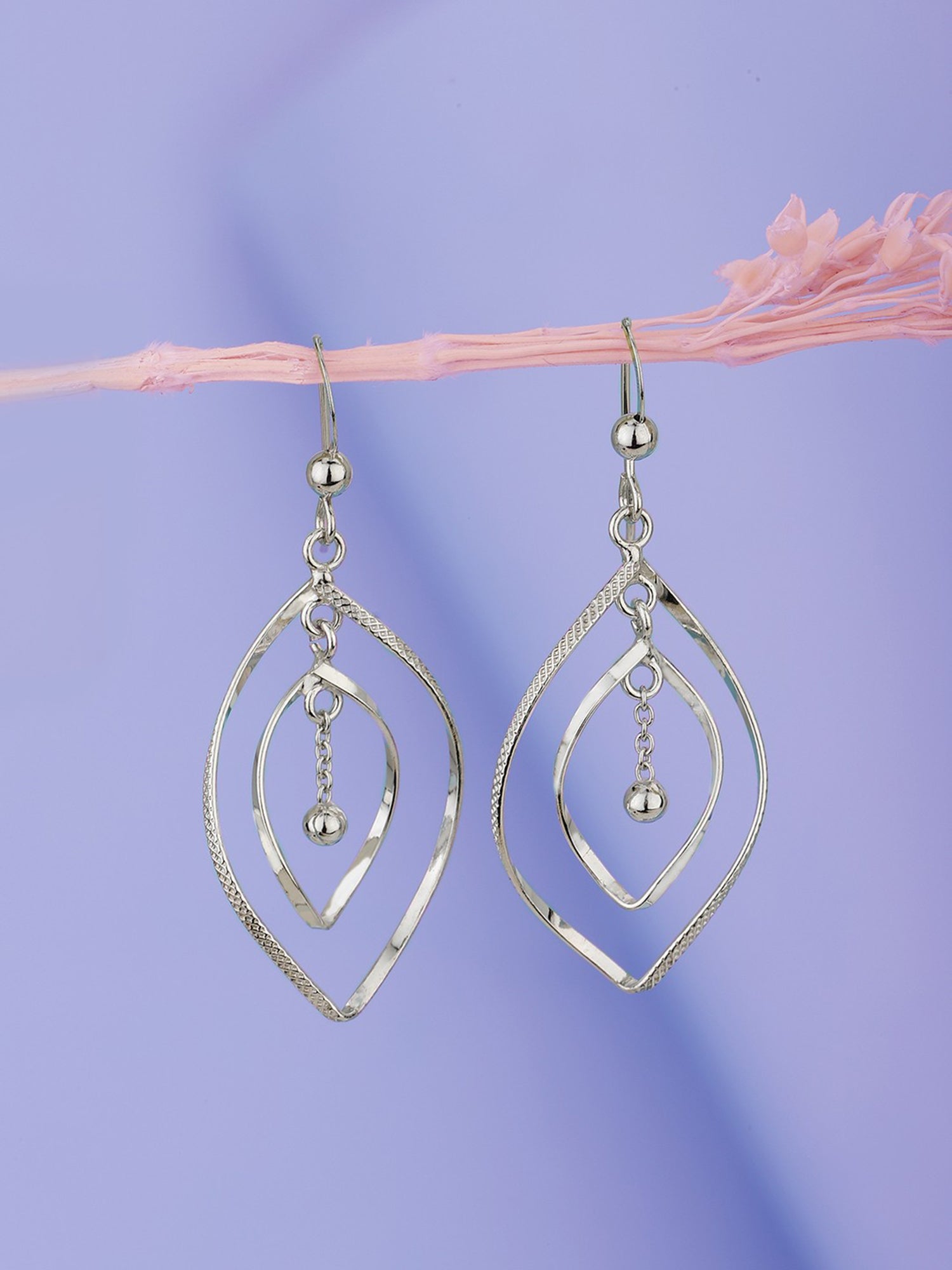 925 Sterling SilverRhodium-Plated Leaf Shaped Drop Earring