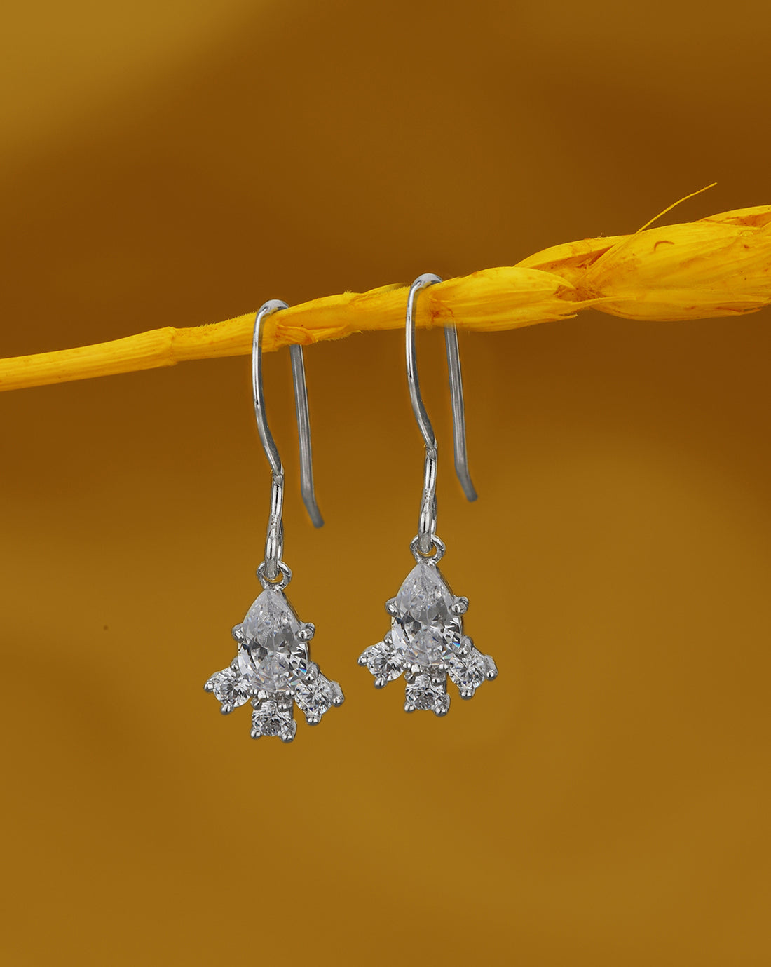 925 Sterling Silver Rhodium Plated Dangling Solitaire Drop Earring