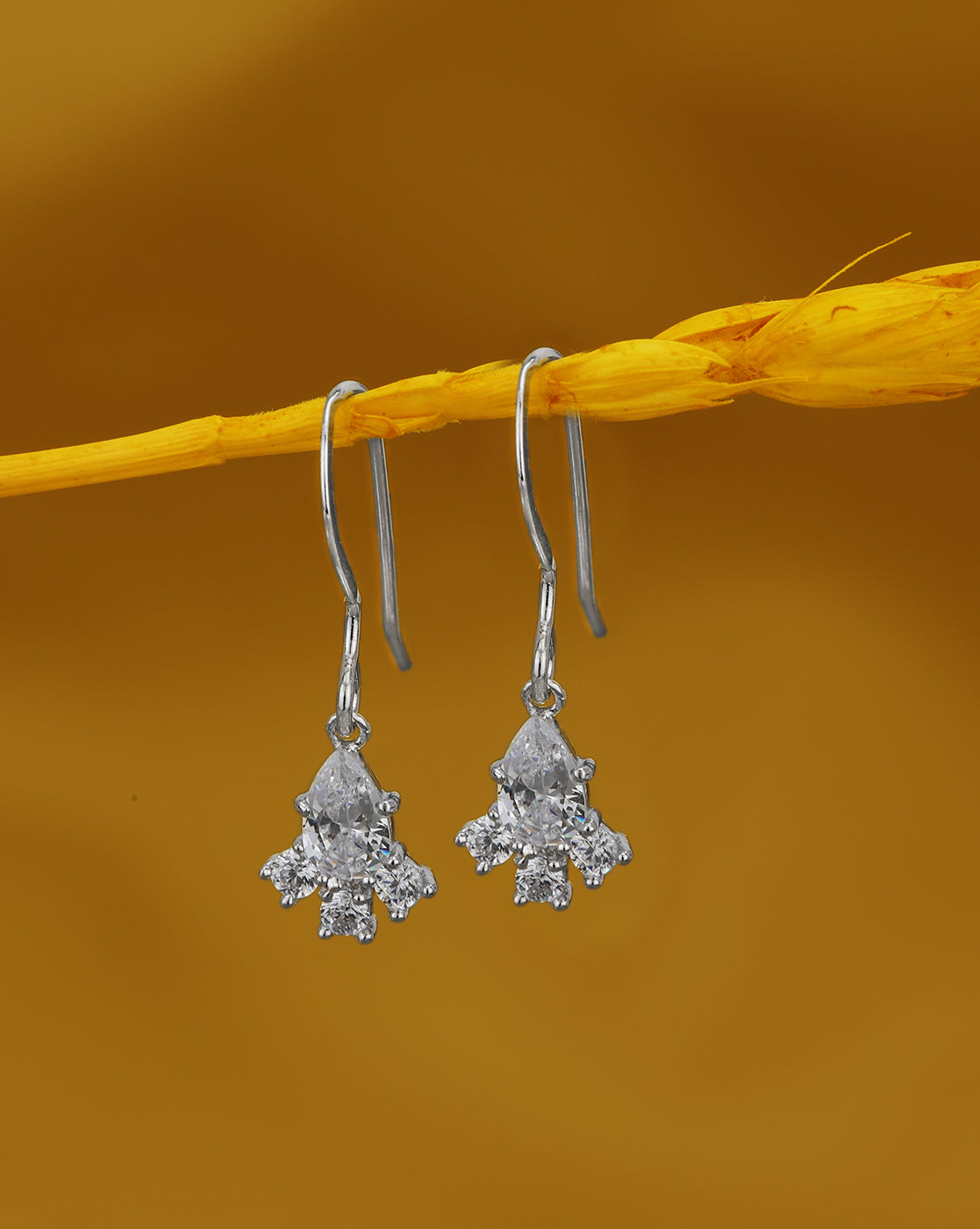 925 Sterling Silver Rhodium Plated Dangling Solitaire Drop Earring
