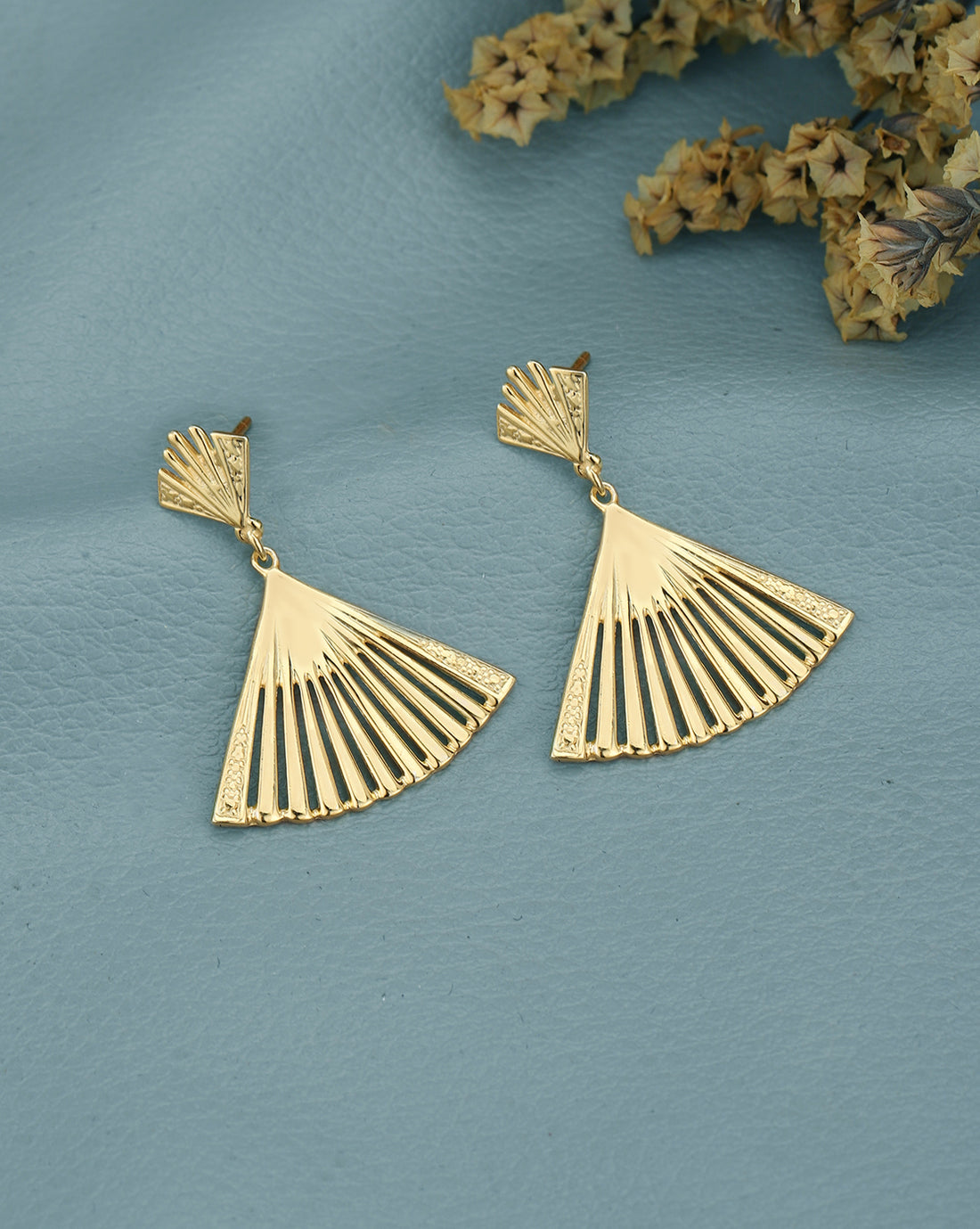 925 Sterling Silver 18kt Gold Plated Triangular Drop Earring