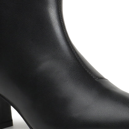 Women Round Toe Mid-Top Solid Chelsea Boots