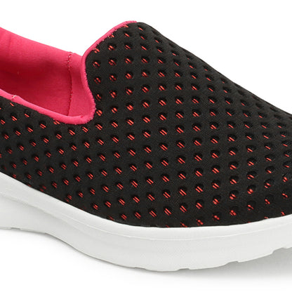 Women Textured Round Toe Flyknit Mesh Slip-On Sneakers
