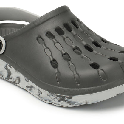 Men Perforated Comfort Clogs with Contrasting Strap