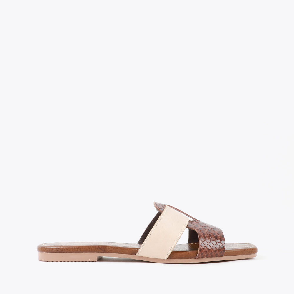 CARLTON LONDON WOMEN  FLAT SANDAL